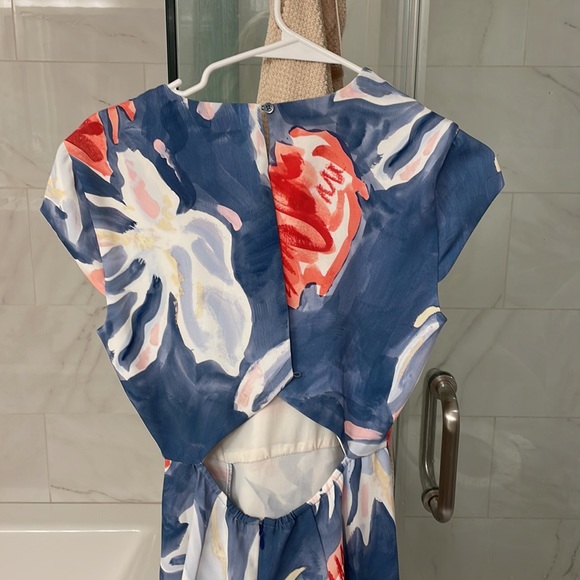 Aritzia Babaton hampton’s dress size 0 - Picture 4 of 4